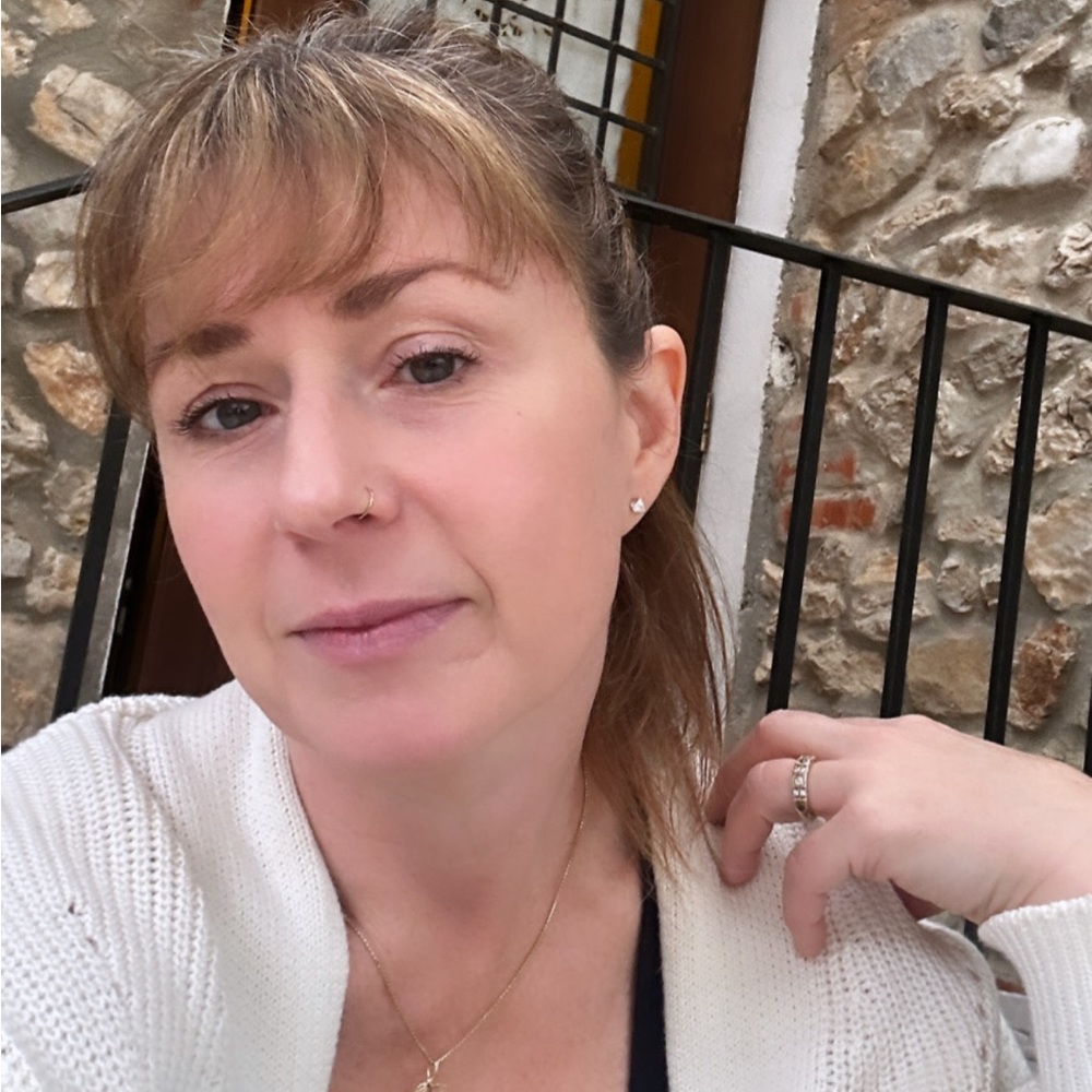 Meet your Posher, Julia